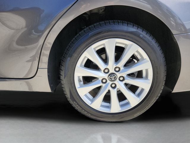 2018 Toyota Camry LE - Photo 36