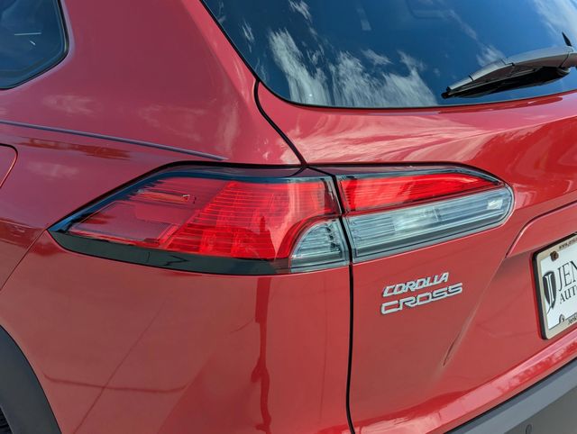 2023 Toyota Corolla Cross XLE - Photo 36