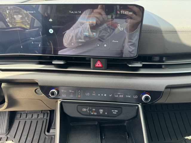 2025 Kia Carnival EX - Photo 27