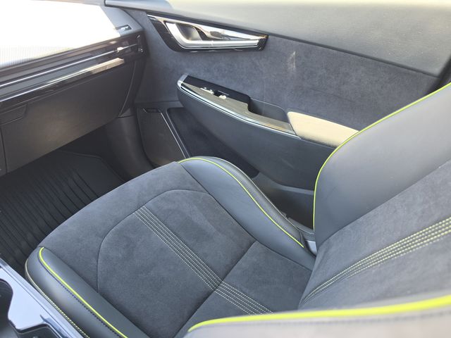 2023 Kia EV6 GT - Photo 27