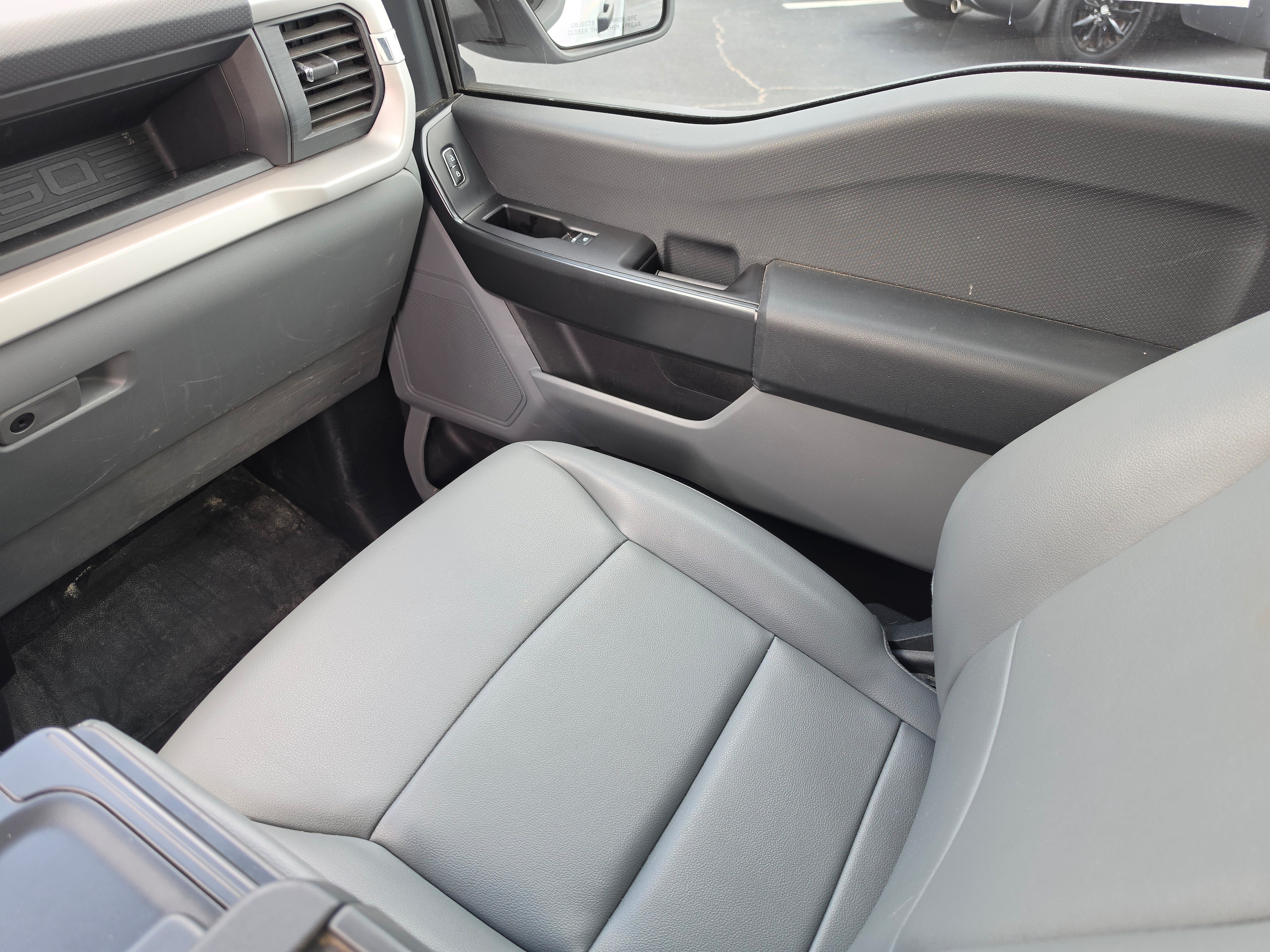 2023 Ford F-150 XL - Photo 27