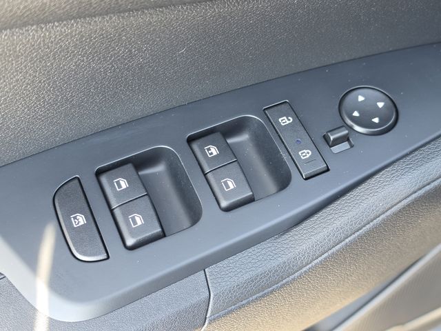 2025 Kia Sportage LX - Photo 27