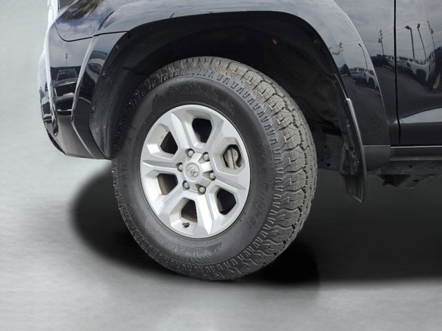 2022 Toyota 4Runner SR5 - Photo 42