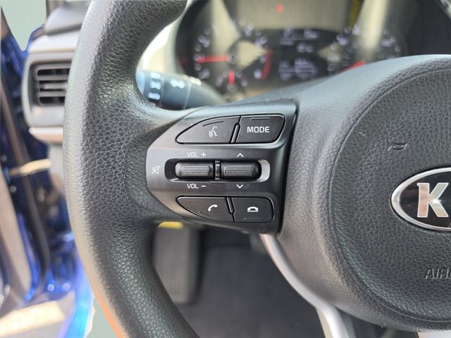 2020 Kia RIO S - Photo 36