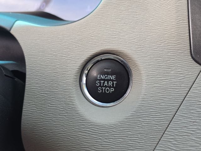 2011 Toyota Sienna XLE - Photo 43