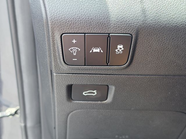 2023 Kia K5 EX - Photo 37