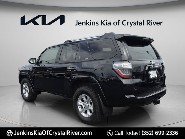 2022 Toyota 4Runner SR5 - Photo 8