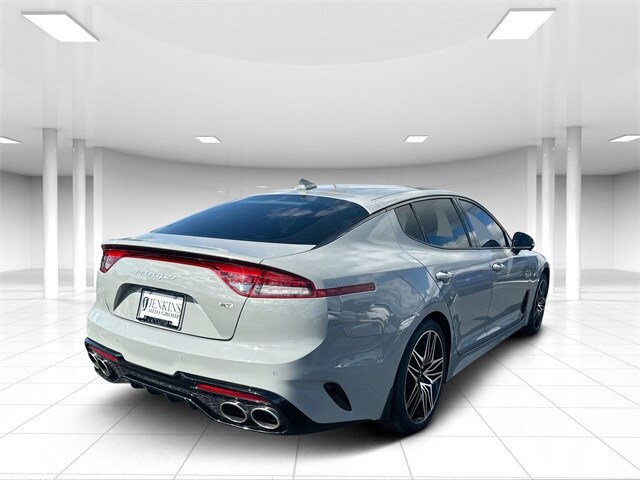 2023 Kia Stinger GT2 photo 3