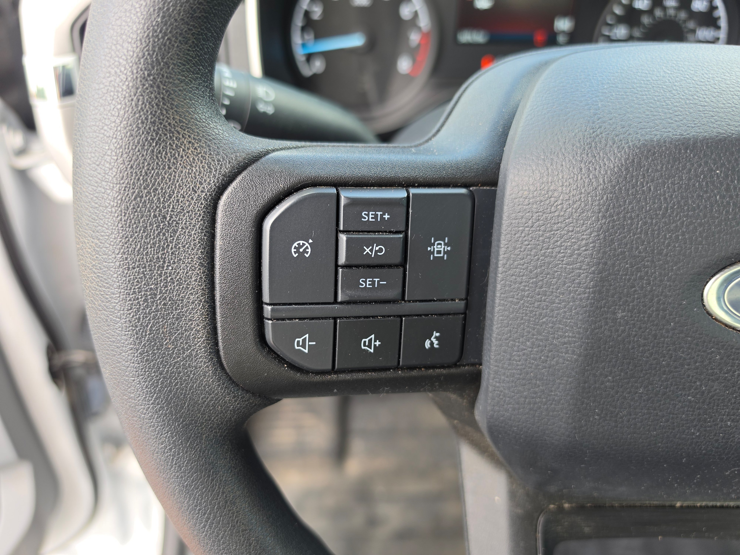 2023 Ford F-150 XL - Photo 36