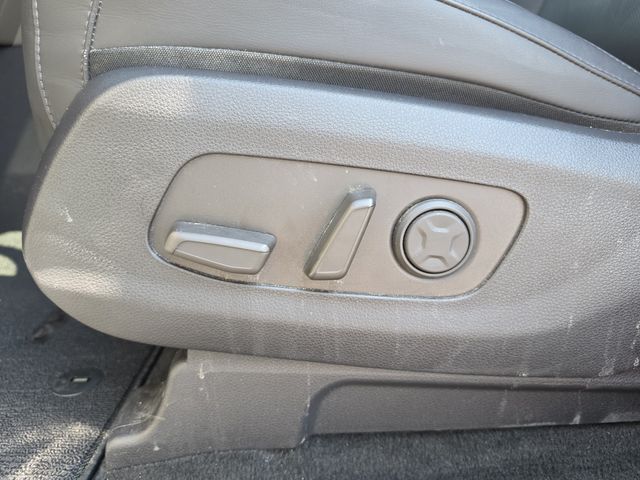 2025 Kia Carnival SX - Photo 29