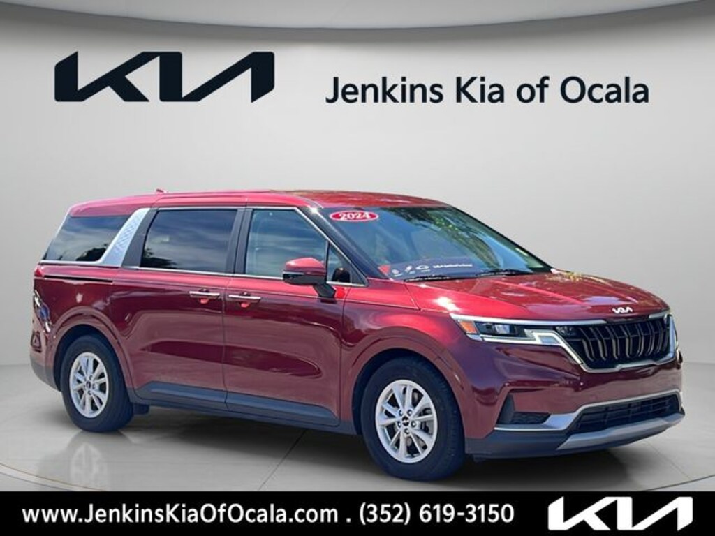 Used 2024 Kia Carnival LX Minivan/Van