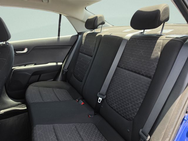 2020 Kia RIO S - Photo 27