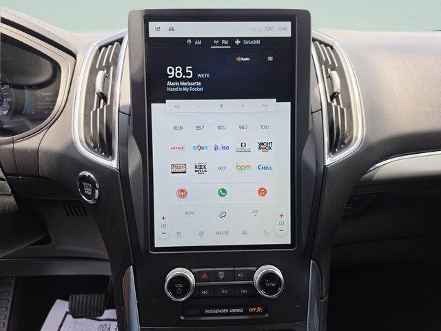 2024 Ford Edge Titanium - Photo 32