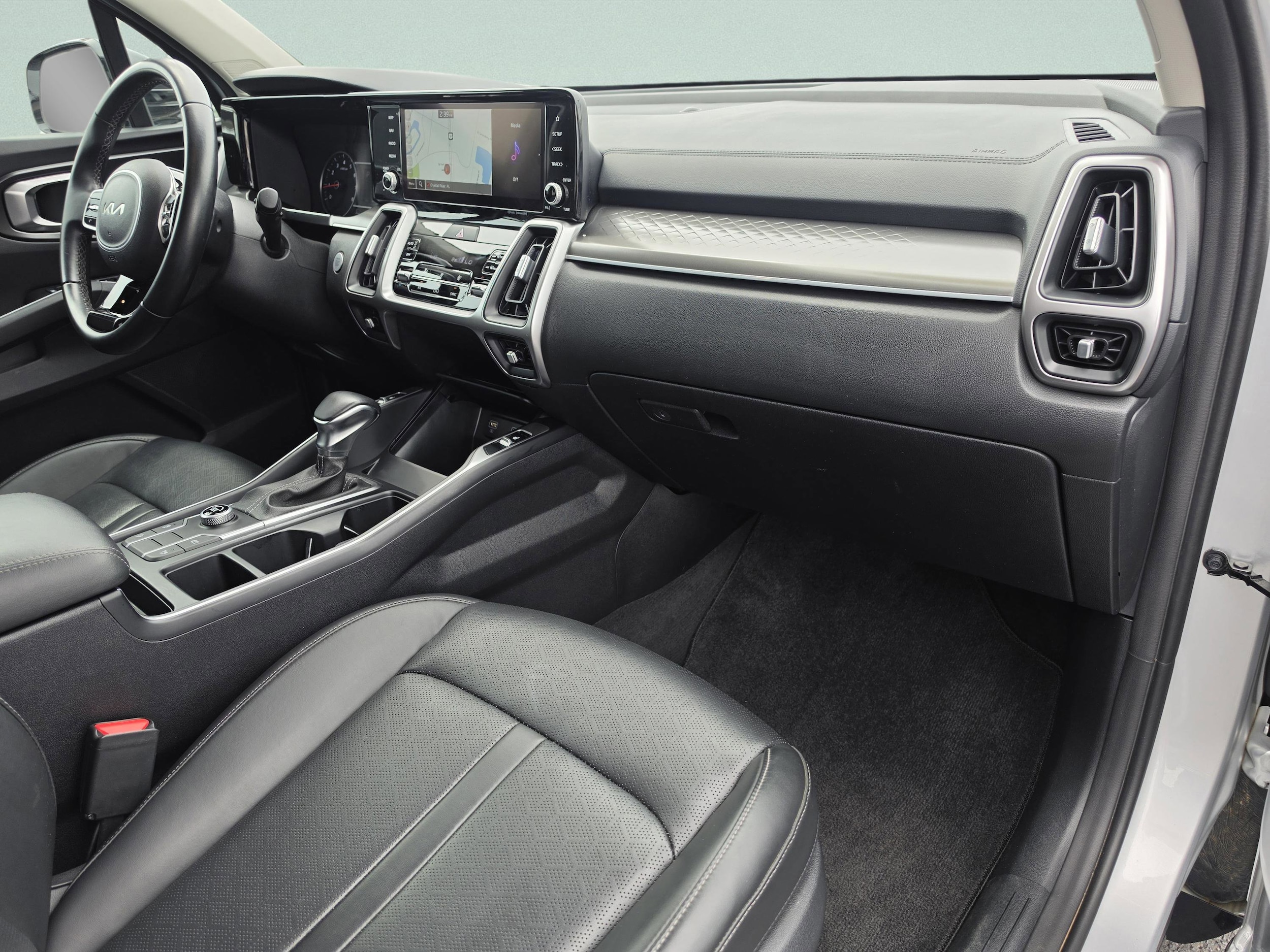 2022 Kia Sorento S - Photo 21