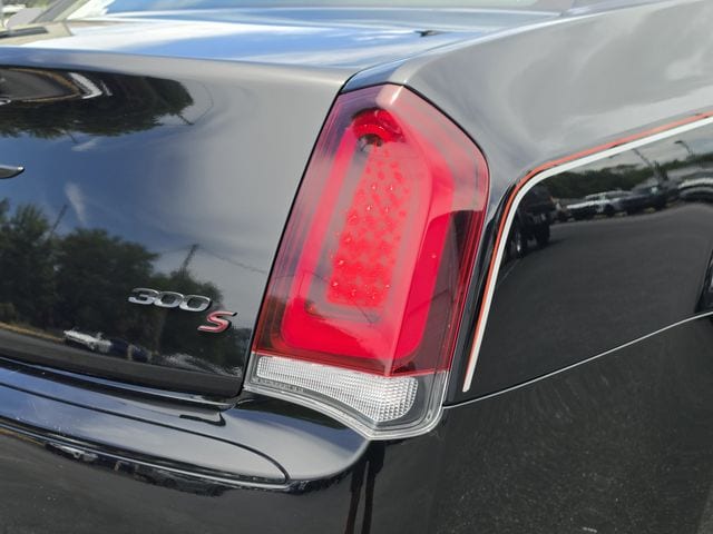 2023 Chrysler 300 S - Photo 19