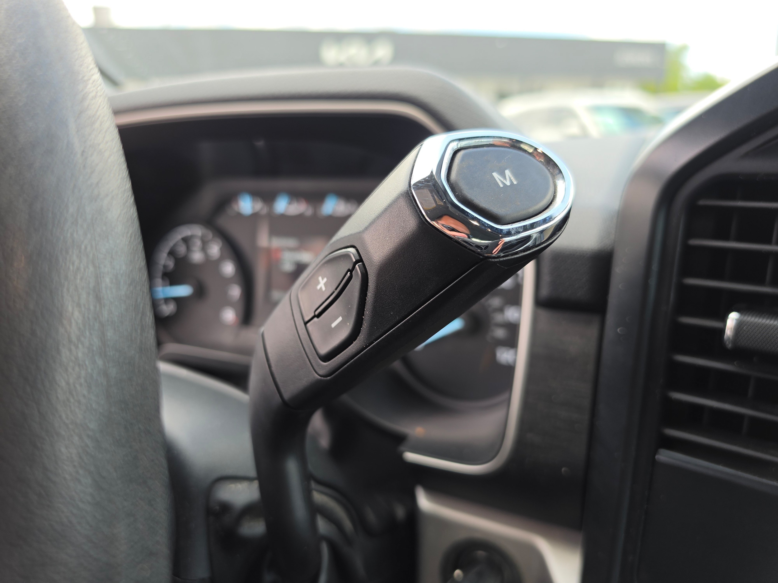 2023 Ford F-150 XL - Photo 34