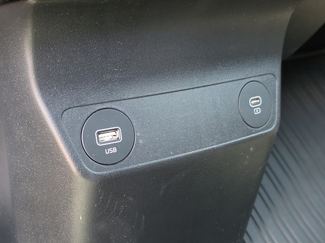 2023 Kia EV6 GT - Photo 36