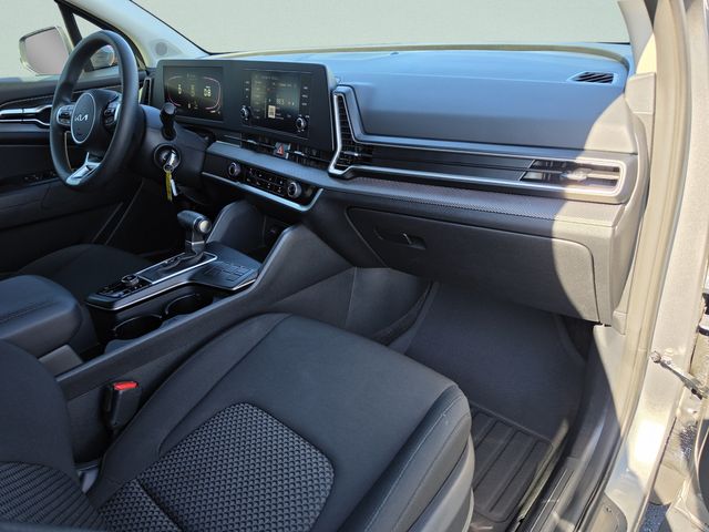 2025 Kia Sportage LX - Photo 21