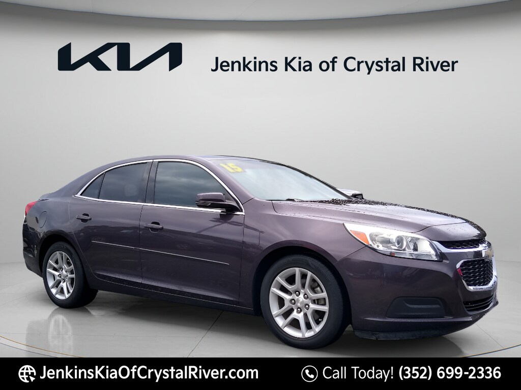 Used 2015 Chevrolet Malibu LT w/1LT Sedan