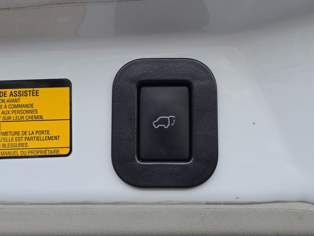 2011 Toyota Sienna XLE - Photo 21