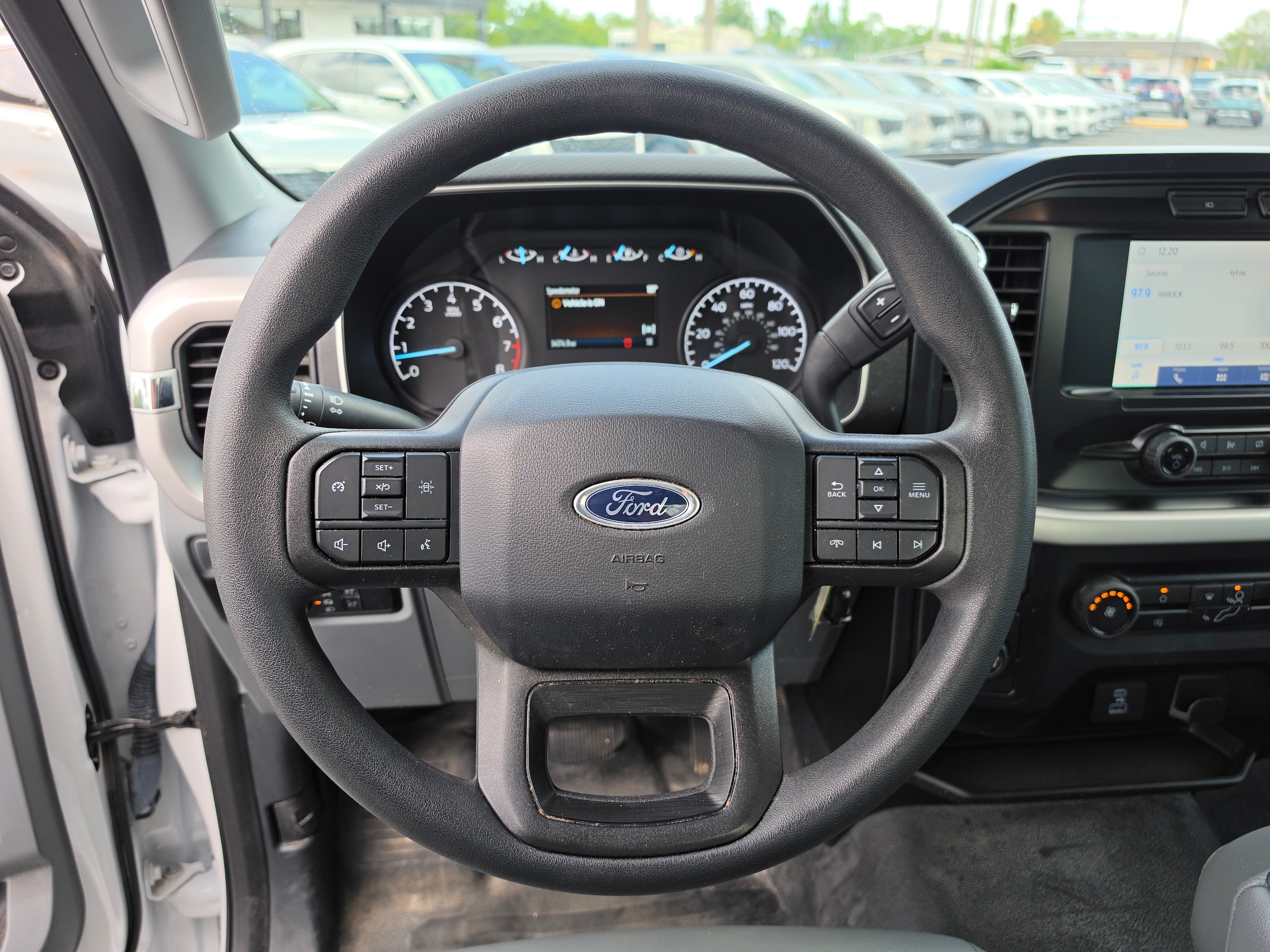 2023 Ford F-150 XL - Photo 25