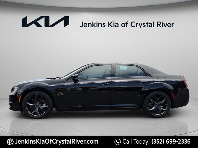2023 Chrysler 300 S - Photo 11