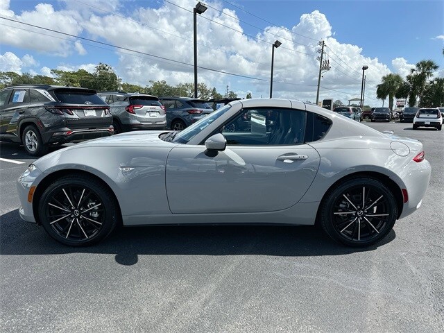 2025 Mazda MX-5 Miata Miata RF Grand Touring photo 4