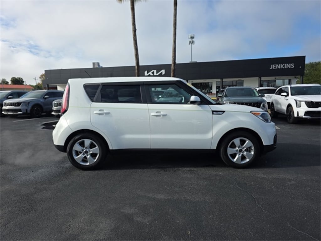 Used 2019 Kia Soul Base Hatchback