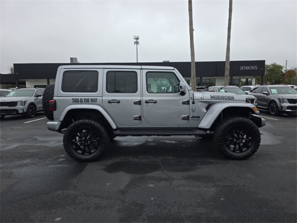 Used 2021 Jeep Wrangler Unlimited Sahara High Altitude SUV