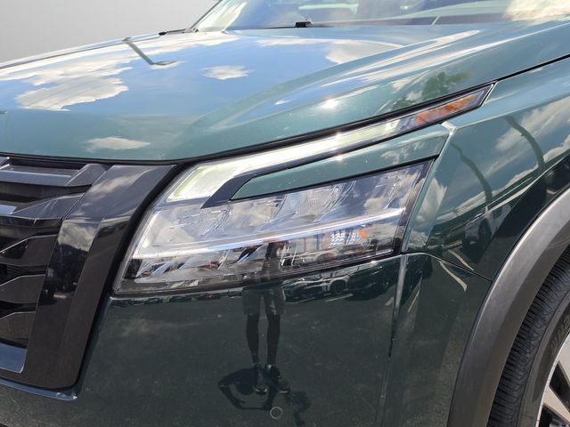 2023 Nissan Pathfinder SL - Photo 18