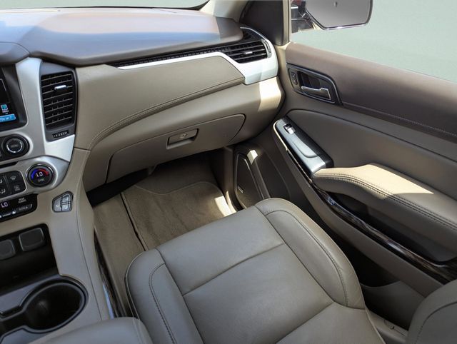 2019 GMC Yukon XL SLT - Photo 23