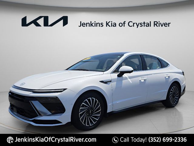 2025 Hyundai Sonata Hybrid Limited - Photo 14