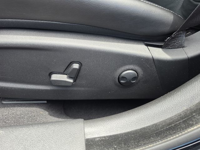 2023 Chrysler 300 S - Photo 29