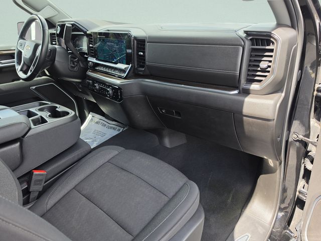 2025 Chevrolet Silverado 1500 LT - Photo 23