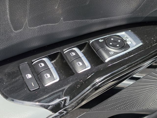 2023 Kia K5 EX - Photo 27