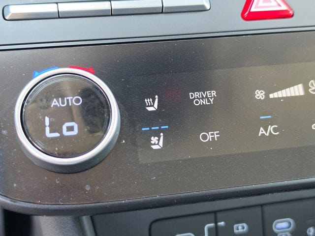 2025 Hyundai Sonata Hybrid Limited - Photo 33