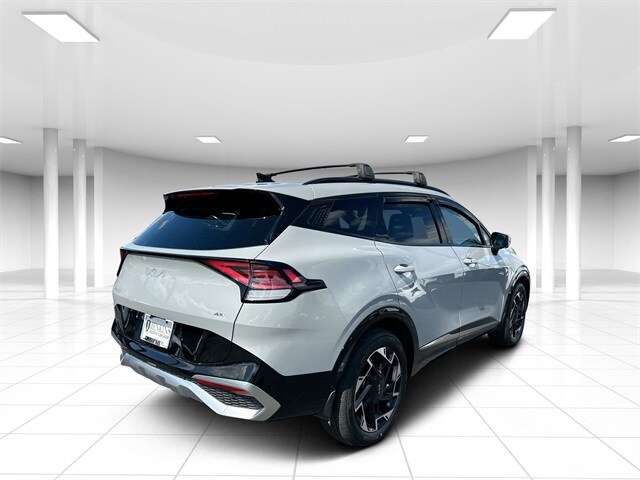 2023 Kia Sportage photo 3