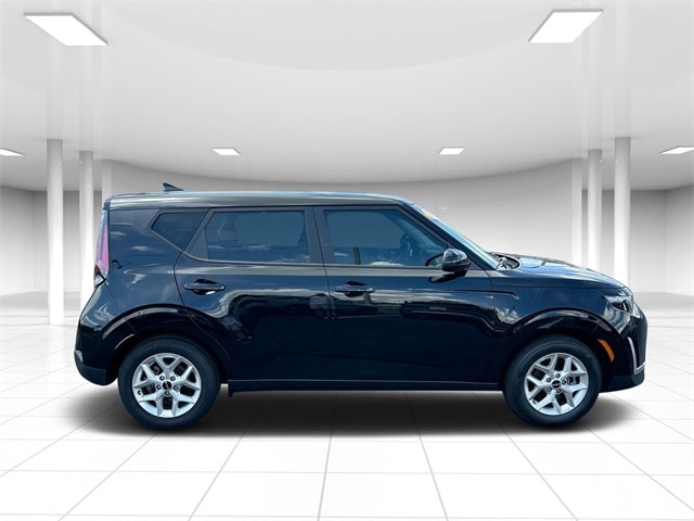 Used 2023 Kia Soul LX with VIN KNDJ23AU8P7864491 for sale in Crystal River, FL