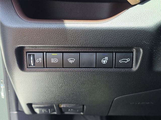 2019 Toyota RAV4 Limited - Photo 40