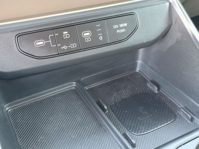 2025 Kia Carnival SX - Photo 34
