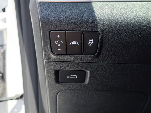 2024 Kia K5 GT-Line - Photo 37