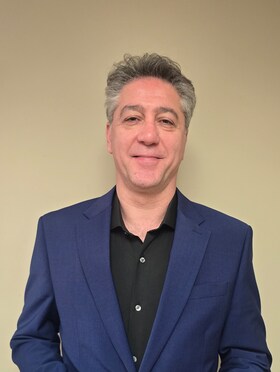 Staff member Sasan Sahili from ID_a9724feaed03