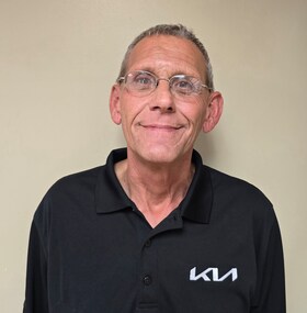 Staff member Roger Bailey from ID_6576dc84ee2a