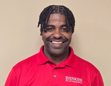 Staff member Isreal Thompson from ID_6576dc84ee2a
