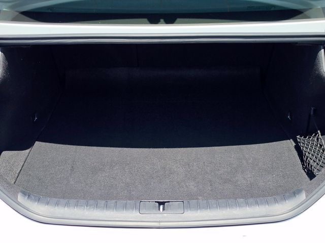 2025 GENESIS G70 Standard - Photo 20