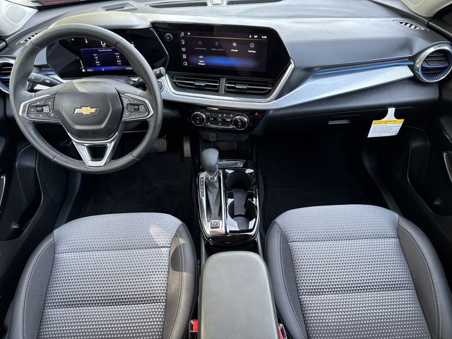 2024 Chevrolet Trax LT - Photo 14