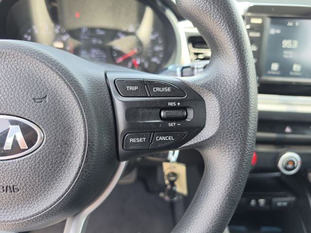 2020 Kia RIO S - Photo 37