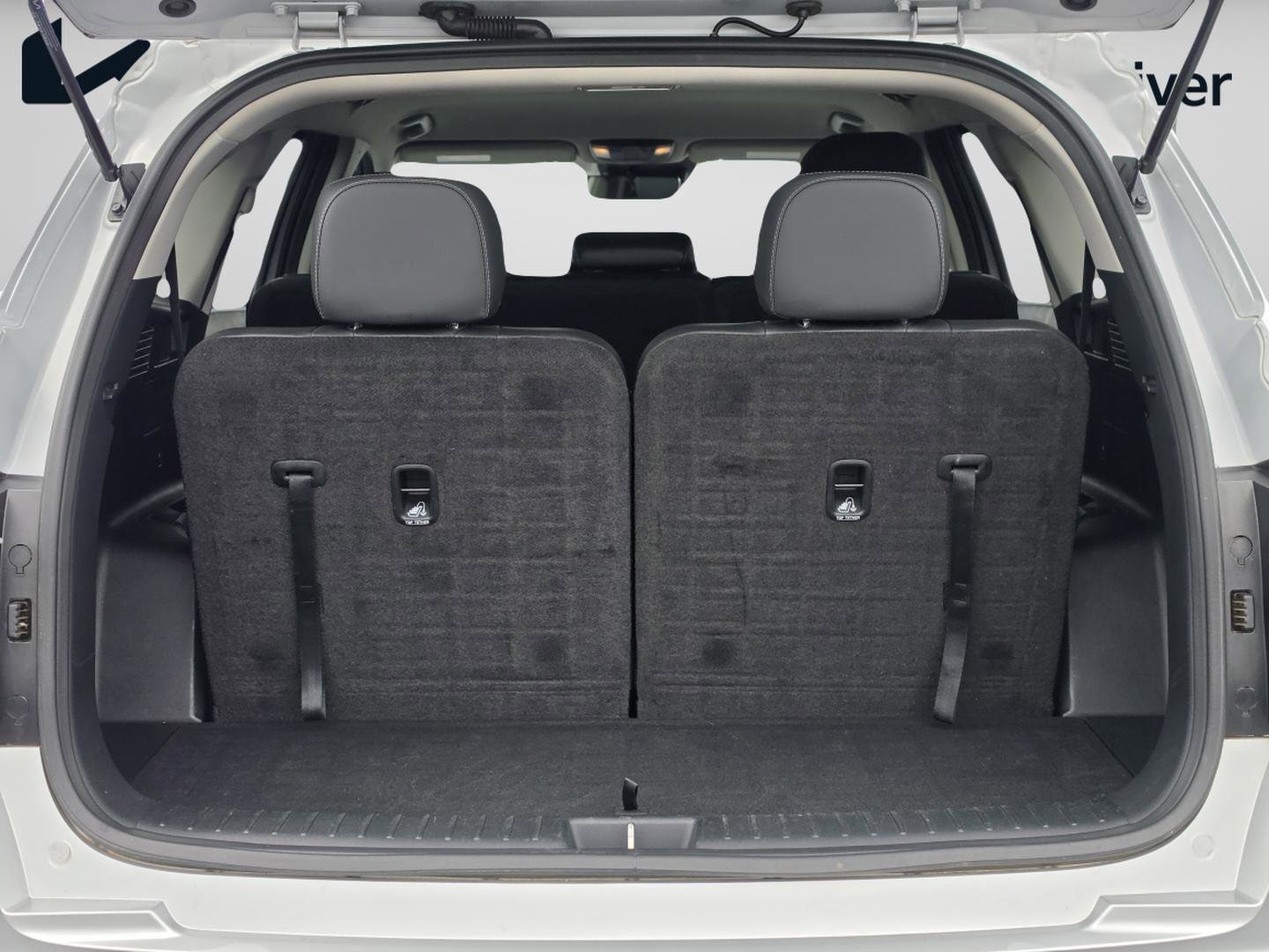 2022 Kia Sorento S - Photo 20