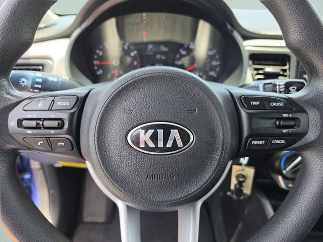 2020 Kia RIO S - Photo 38