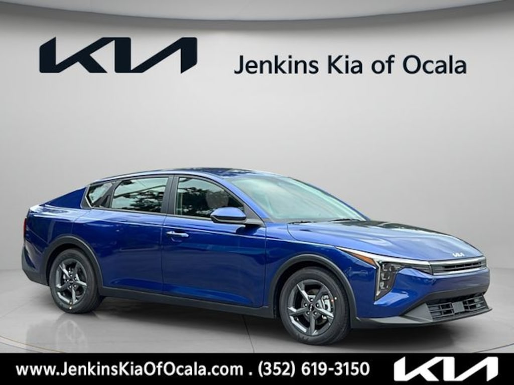 New 2026 Kia K4 LXS Sedan